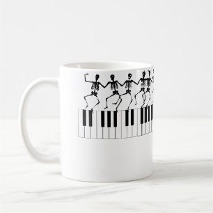 Caneca De Café No Teclado