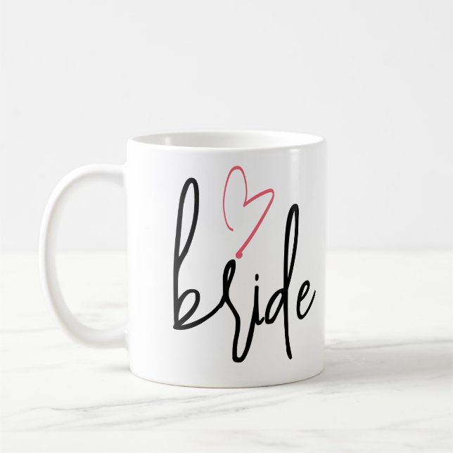 Caneca De Café Noiva de script com casamento rosa pincelado (Esquerda)