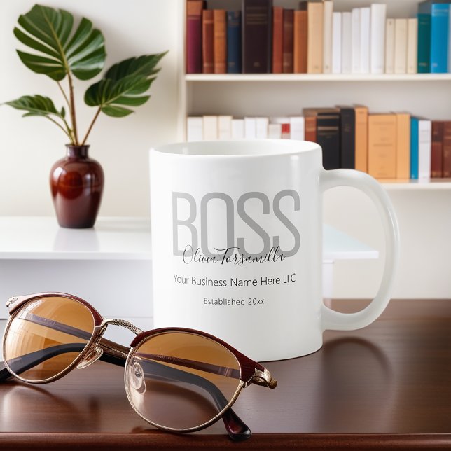 Caneca De Café Nome Chefe de Cinza Negra (Get this mug and drink your coffee (or tea) like the boss you are.)