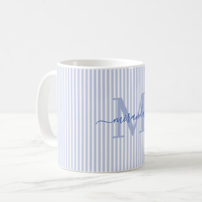 Caneca De Café Nome com Monograma de Listra Azul Moderna (Frente Esquerda)