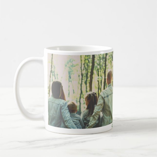 Caneca De Café Nome da família árvore de Natal verde foto moderna (Esquerda)