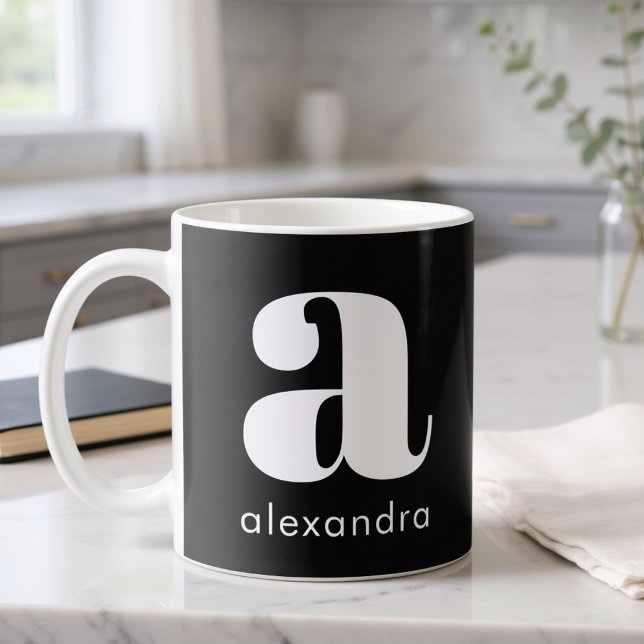 Caneca De Café Nome da Letra Inicial Monograma Preto Simples Mode (Criador carregado)