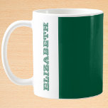 Caneca De Café Nome de Bloco Verde Moderno Personalizado<br><div class="desc">Faça seu café matinal exclusivamente seu com este design de caneca moderno e personalizável. Apresentando um design de divisão limpo com um painel de blocos de cor em negrito em um lado e seu nome personalizado exibido verticalmente em uma forma correspondente. A estética minimalista permite combinações de cores versáteis para...</div>