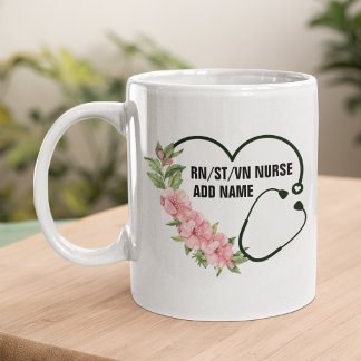 Caneca De Café Nome de Enfermeiro Veterano Registrado por Estudan