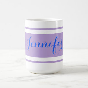 Caneca De Café Nome de Script Azul Grande, Lavandas em Branco
