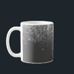 Caneca De Café Nome do Monograma da Girly Glitter Sparkle Cinza S<br><div class="desc">Cinzas de prata e carvão (Cinzas) Brilhante Brilhante Monograma de metal Bruto e Taça ou Mug de Café Inicial. Isto faz o doce e perfeito aniversário de 16 anos, casamento, chá de panela, aniversário, chá de fraldas ou festa de solteira presente para alguém que ama luxo de luxo e estilos...</div>