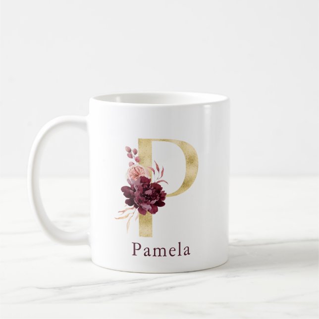Caneca De Café Nome em Burgundy e Monograma Floral Rosa Letra P (Esquerda)