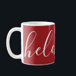 Caneca De Café Nome Manual Personalizado Mug Cranberry Red<br><div class="desc">Uma linda caneca de dois tons com um nome personalizado em uma fonte moderna e elegante de script. Em um doce vermelho e branco. Maravilhoso como um presente de feriado,  aniversário,  de casa ou de damas de honra.</div>