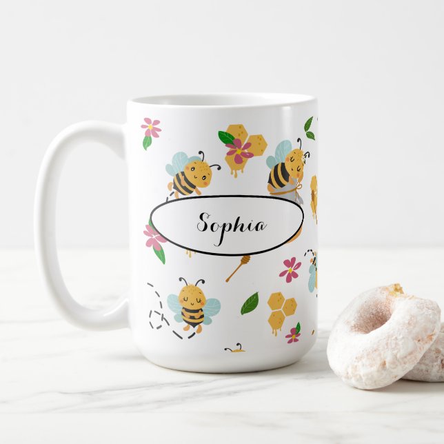 Caneca De Café Nome Personalizado no padrão de Bumblebee fofo (Com Donut)