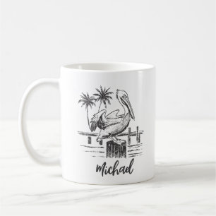Caneca De Café Nome Personalizado Pelican Em Uma Árvore Palm Post