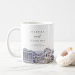 Caneca De Café Nomes de Casamentos Skyline LAS VEGAS NEVADA<br><div class="desc">Esta caneca de café apresenta uma pintura aquosa da linha do horizonte de Las Vegas Nevada. Esta xícara de cerâmica é um presente perfeito para a noiva e o noivo.</div>