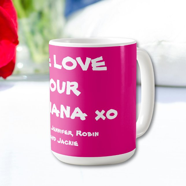 Caneca De Café 'Nós Amamos Nossa Nana' Nomes Personalizados Simpl (We Love Our Nana' Customized Names Simple Bright Pink Coffee Mug.)
