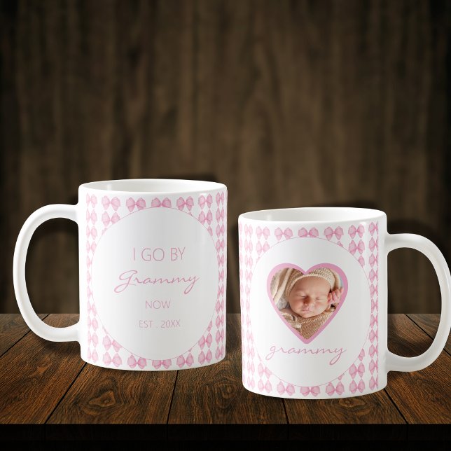 Caneca De Café Now Grandma 'I GO BY GRAMMY' custom photo Funny (Criador carregado)