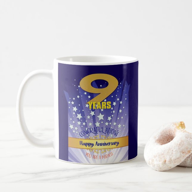 Caneca De Café Numeração de Negrito de Aniversário de Recuperação (Com Donut)