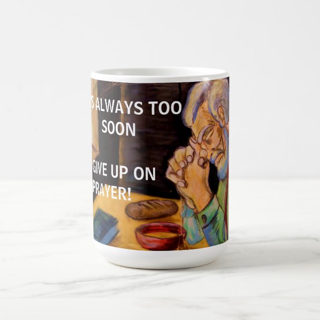 CANECA DE CAFÉ NUNCA DESISTA DA ORAÇÃO (Centro)