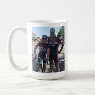 Caneca De Café Nunca retarde o ciclismo azul & vermelho
