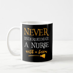 Caneca De Café Nunca Subestime Uma Enfermeira Com Um Gif Engraçad