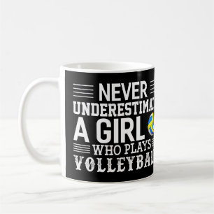 Caneca De Café Nunca Subestime Uma Garota Que Joga Voleibol