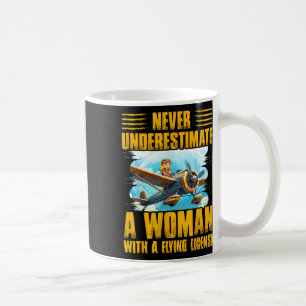 Caneca De Café Nunca Subestime Uma Mulher Com Uma Licença De Voo