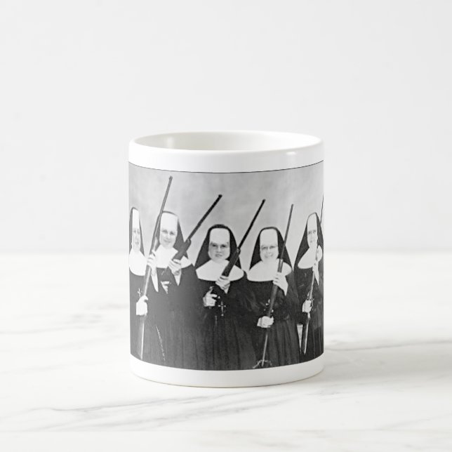 CANECA DE CAFÉ NUNS COM MASSA DE CAFÉ. (Centro)