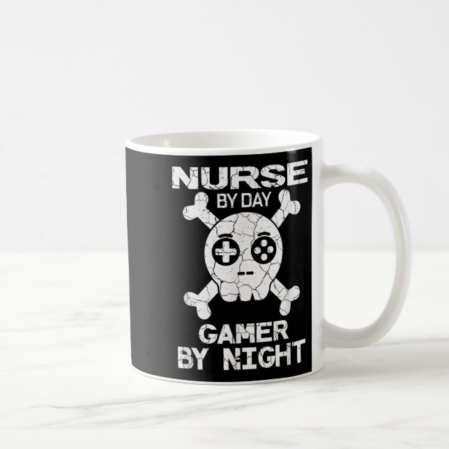 Caneca De Café Nurse By Day Gamer By Night - Gaming Quote  (Direita)