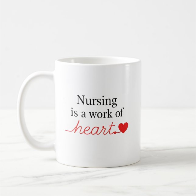 Caneca De Café Nursing is a Work of Heart Script Typography (Esquerda)