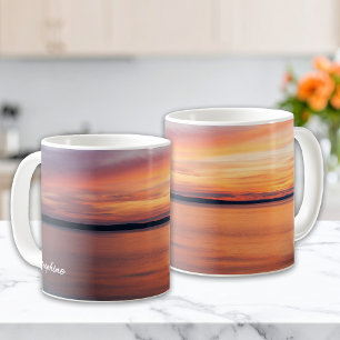 Caneca De Café Nuvens do Pôr do Sol Laranja Sobre a Água do Lago 
