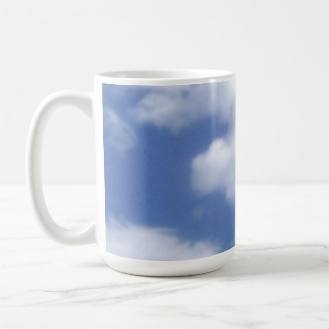 Caneca De Café nuvens no céu azul (Esquerda)
