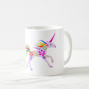 CANECA DE CAFÉ O ARCO-ÍRIS FLORESCE A ILUSTRAÇÃO DO VETOR DO