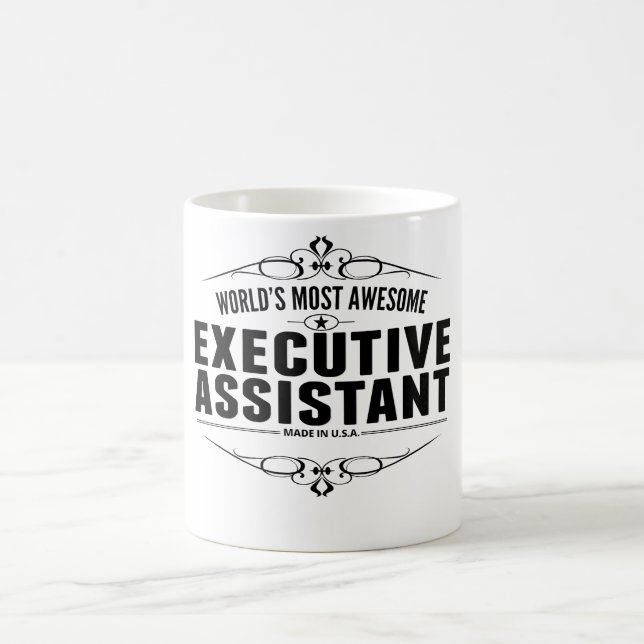 Caneca De Café O assistente executivo o mais impressionante do (Centro)