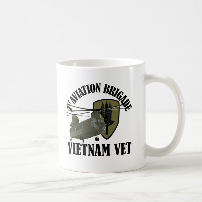Caneca De Café ø BDE Vietnam CH-47 dos AVN (Subdued) (Direita)