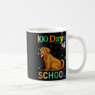 Caneca De Café O Cachorro do Retriever de Ouro Bonito Amadurece E