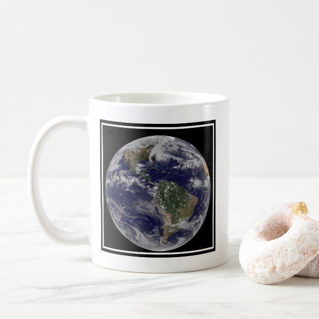 Caneca De Café O Furacão Sandy Na Costa Leste Dos Eua. 2 (Com Donut)