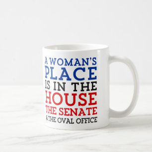Caneca De Café O lugar de uma mulher está na casa