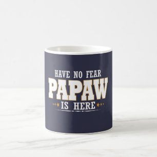 CANECA DE CAFÉ O MAMÃO ESTÁ AQUI
