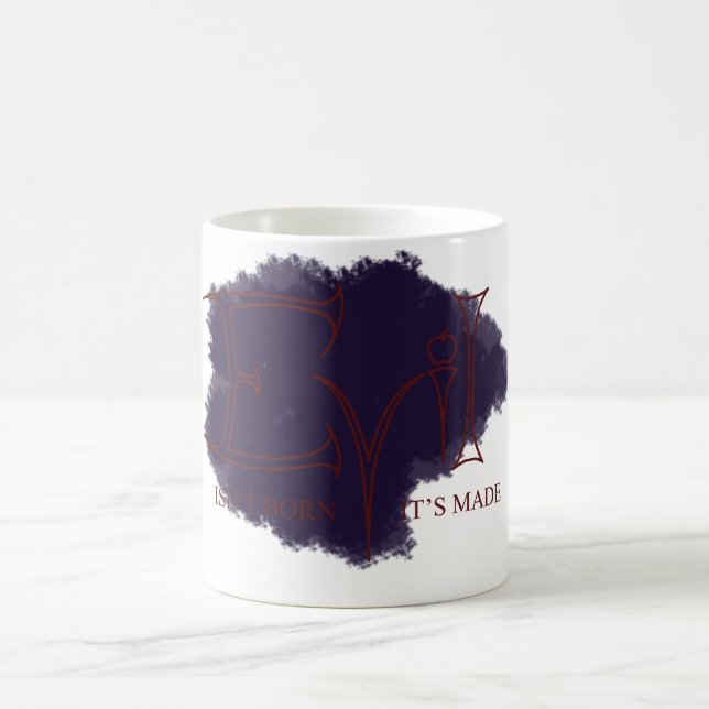 Caneca De Café O mau não é nascido, ele fez (Centro)