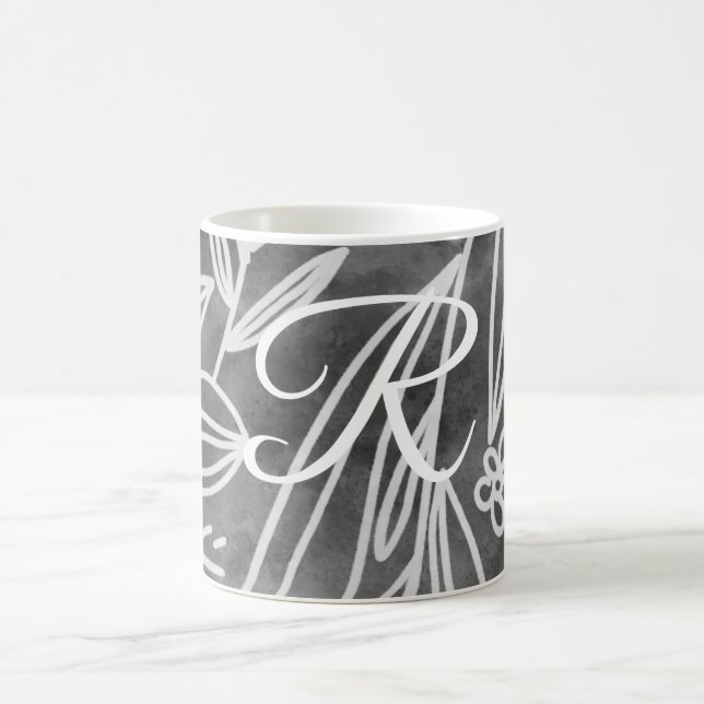 Caneca De Café O monograma branco e preto elegante deixa desenho (Centro)