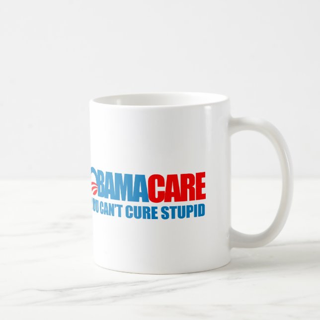 Caneca De Café Obamacare - você não pode curar estúpido (Direita)