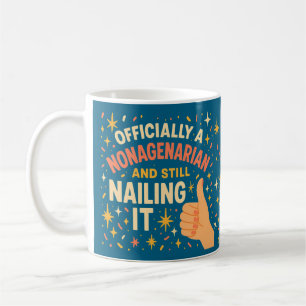 Caneca De Café Oficialmente um Nonagenário Divertido de 90 anos