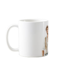 Olá Homem Bonito Camisa Branca Colete Creme