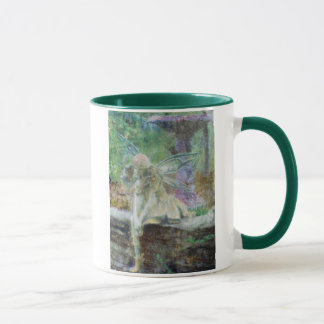 Caneca de café olhando feericamente