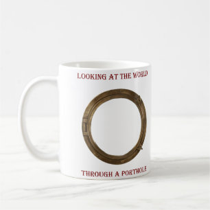 Caneca De Café Olhando para o mundo através de um cheio de Portho
