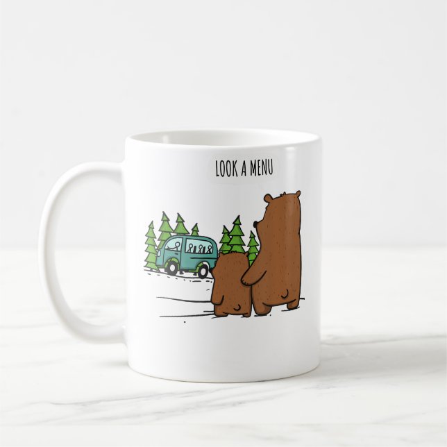 Caneca De Café Olhe Um Cardápio Urso Engraçado Acampando (Esquerda)