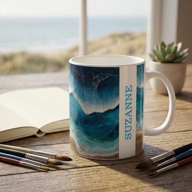 Caneca De Café Ondas de Resina Azul na Praia (Criador carregado)