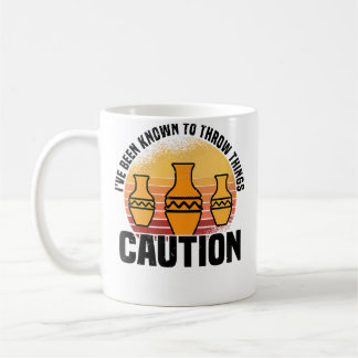 Caneca De Café Onde eu sou conhecido por jogar coisas Cerâmica