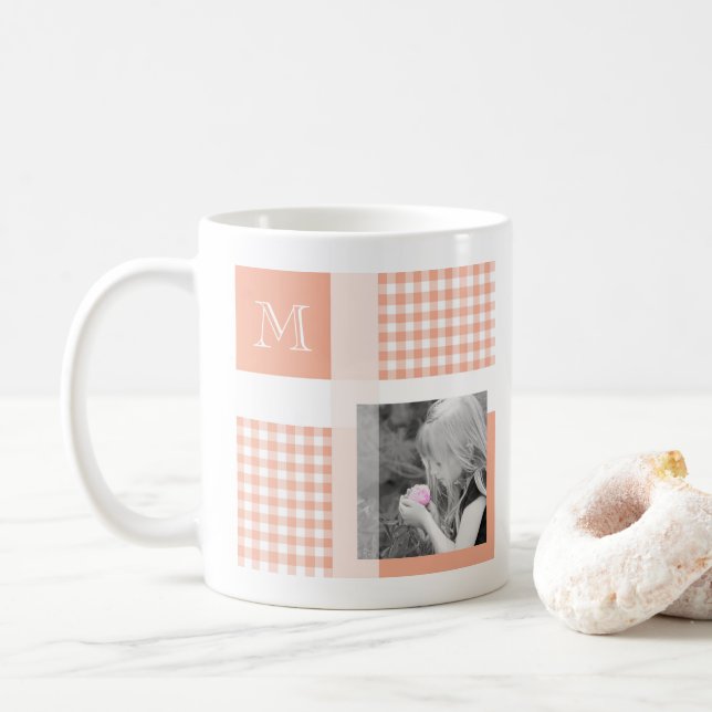 Caneca De Café Orange Adiciona Sua Foto Gingham Moderno Monograma (Com Donut)