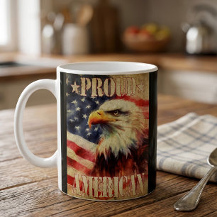 Caneca De Café Orgulhoso americano. Bald Eagle e Bandeira dos Est