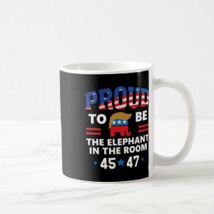 Caneca De Café Orgulhoso De Ser O Elefante Na Sala Pro Trump 24 W