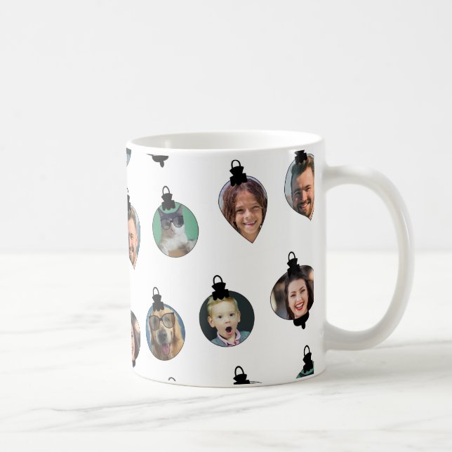 Caneca De Café Ornamentos de Fotos da Família Engraçada de Natal  (Direita)