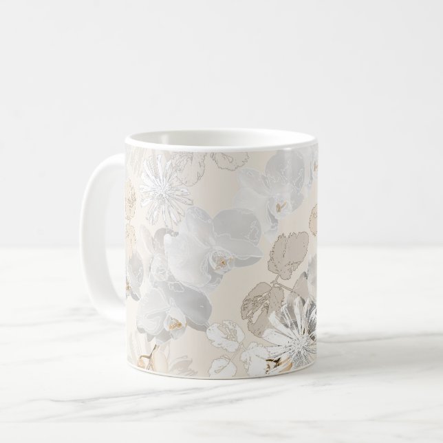Caneca De Café Orquídeas brancas sobre um creme leve   (Frente Esquerda)